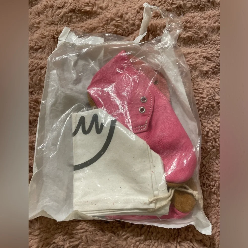 NWT Mon Petite Pink Leather Oxford Lace Booties